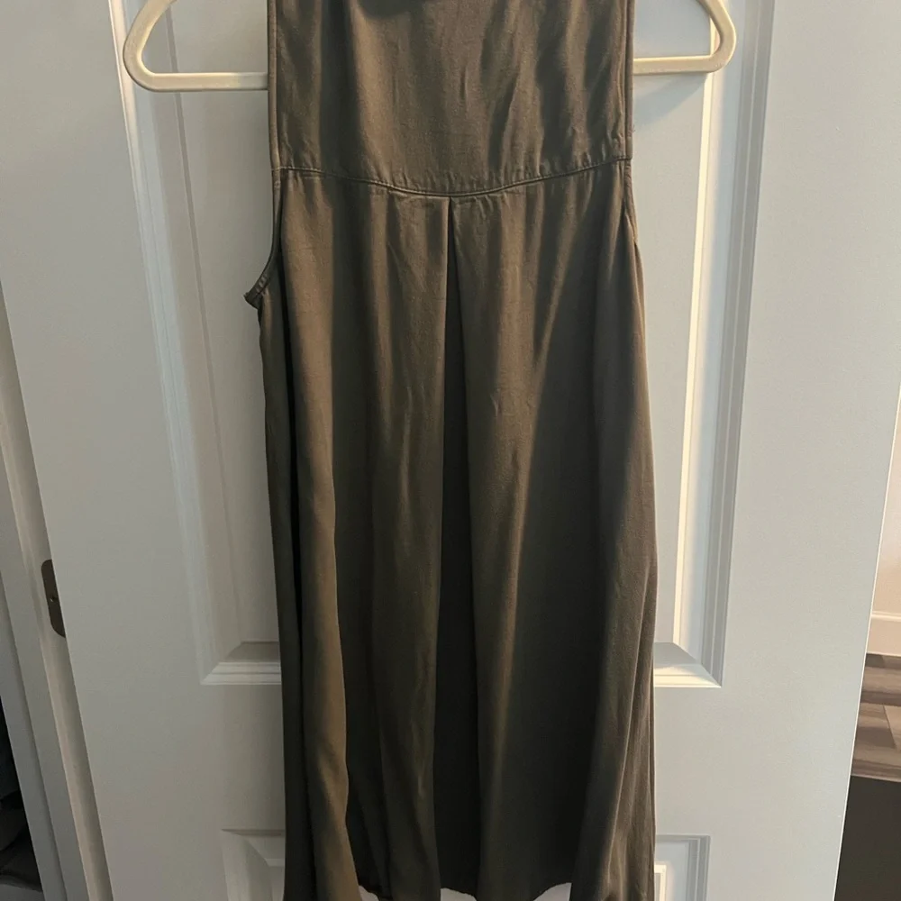 Button-Up Collared Dress - Picture 2 of 2